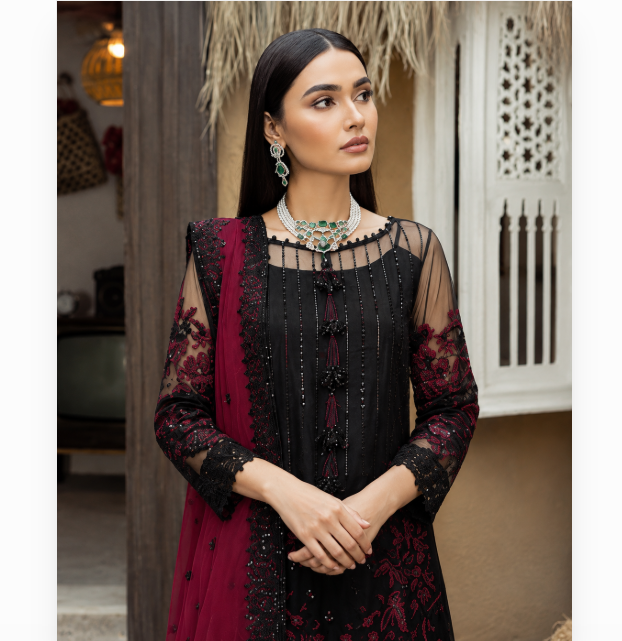 রেডিমেড জর্জেট এমব্রয়ডারি থ্রী পিস