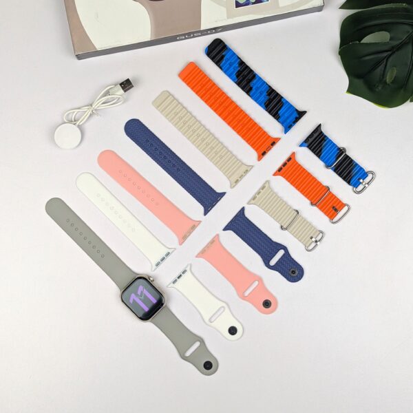 GUS-07 Series 11 Smart Watch with AMOLED Display and 7 in 1 Strap Combo